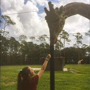 Meet your Posher, Becky